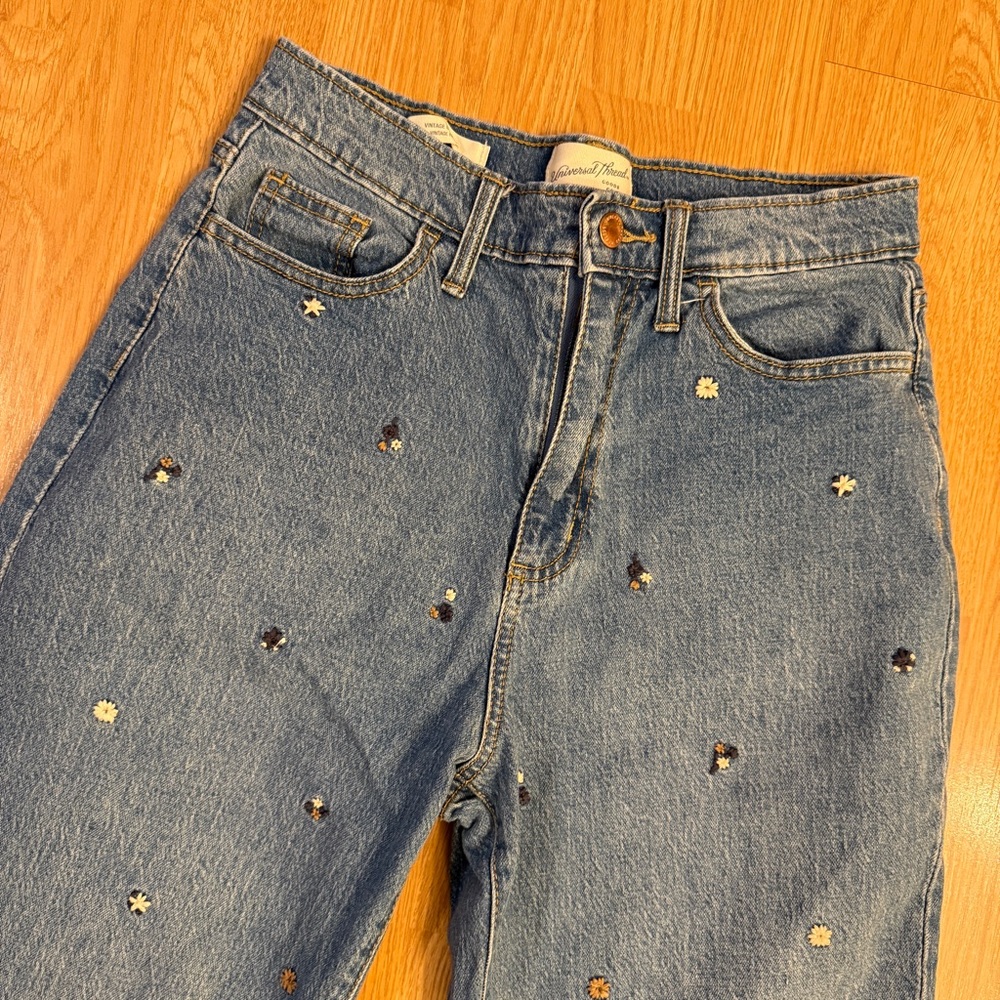 Universal Thread Straight Leg Jeans with Floral Embroidery - Picture 2 of 5